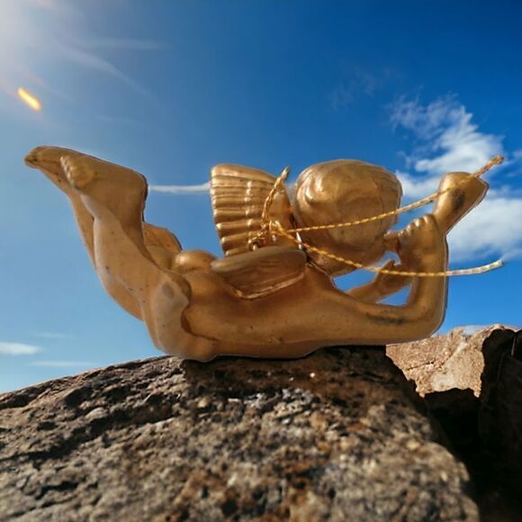 Cherub Angel Christmas Ornament Gold Plastic Vtg 70s WF Winged Trumpet Hong Kong - Picture 1 of 15